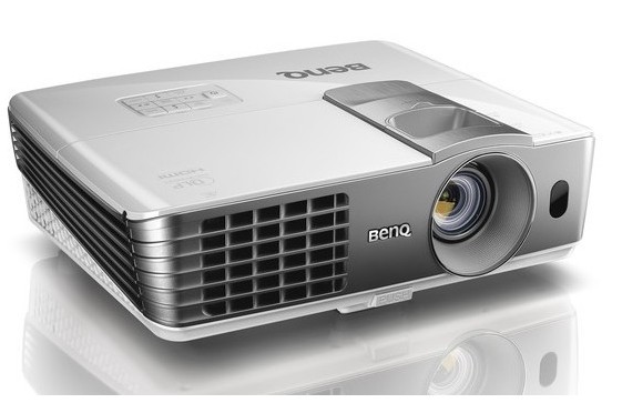 明基W1070投影仪9000元